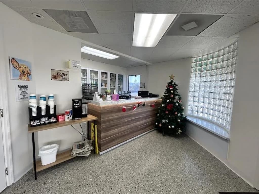 Photo 1 of the Angelus Pet Hospital office